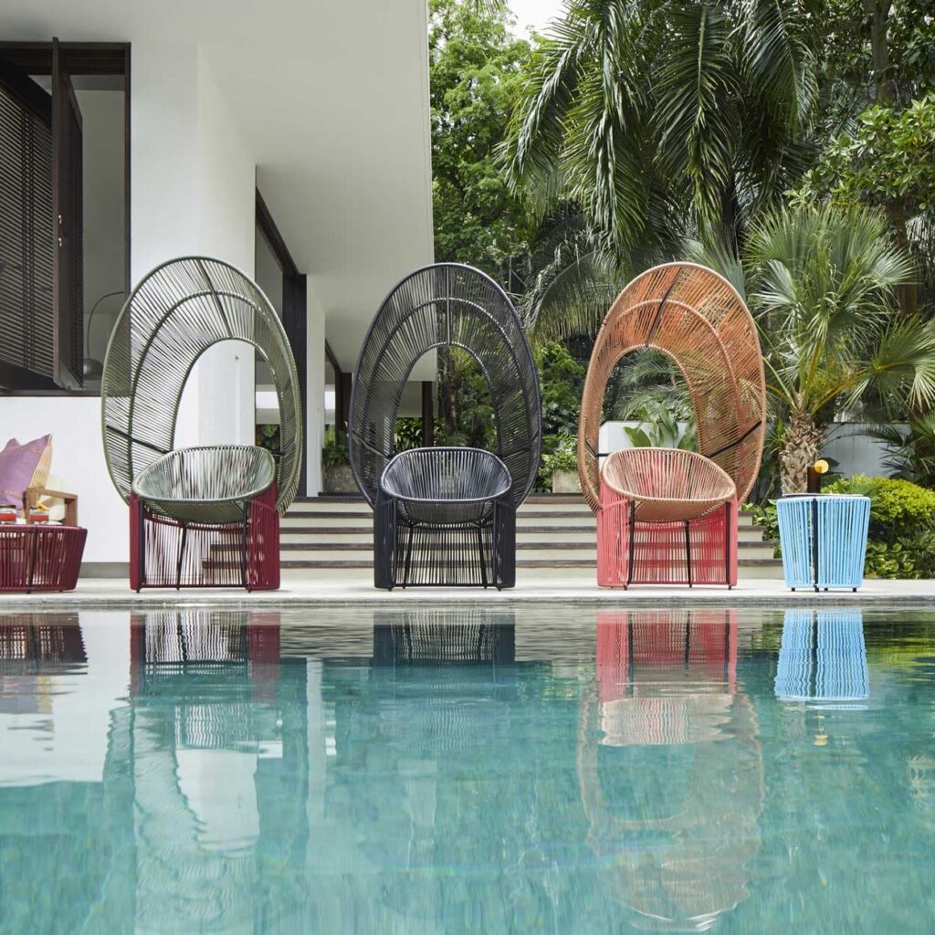 ames-reina-cocoon-chair