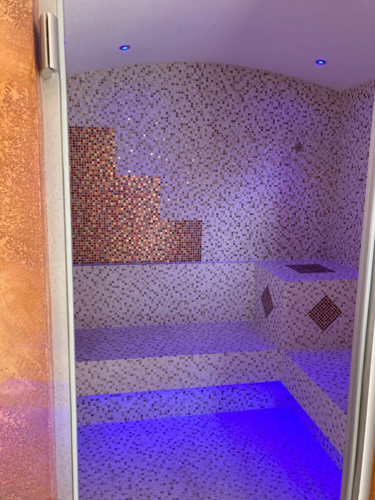 bagno-turco-mosaico-mirani-piscine