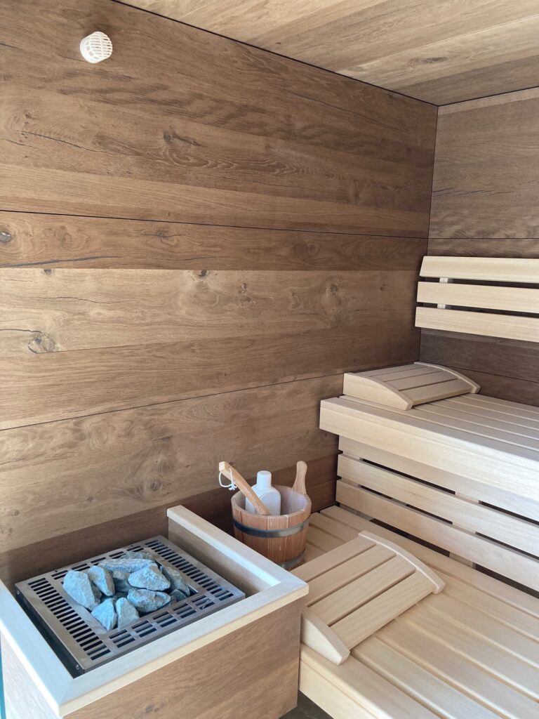 sauna-spa-in-casa-mirani-priscine