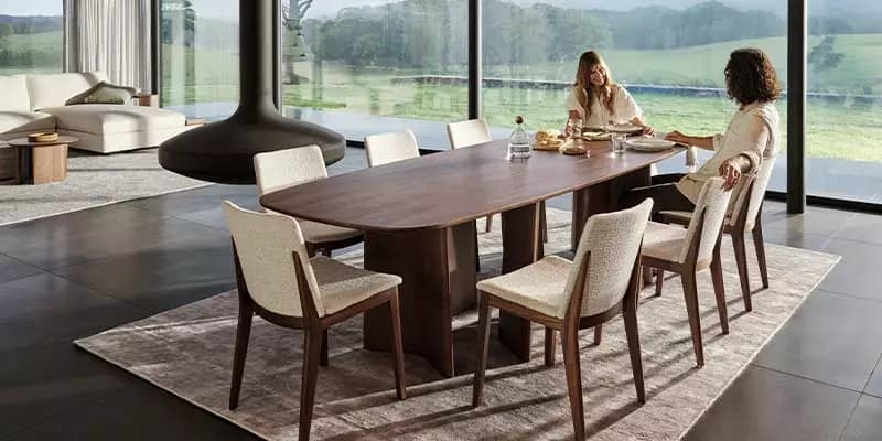 Soggiorno in stile quiet luxury